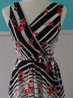 Jacaranda Floral Wrap Dress, Size M